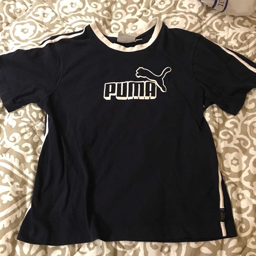 Sporty puma top